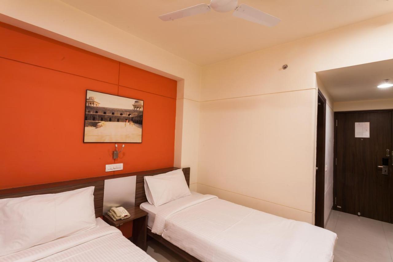 Hotel Ginger Tirupur Exterior foto